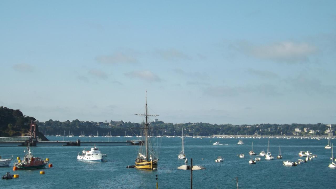 Appartement T2 ,Parking Prive,Terrasse, 10 Mns A Pieds De La Cite Corsaire Et Ses Plages Saint-Malo Luaran gambar