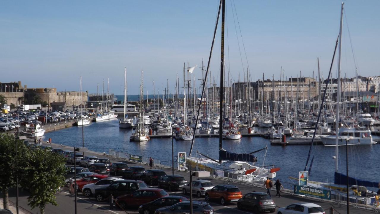 Appartement T2 ,Parking Prive,Terrasse, 10 Mns A Pieds De La Cite Corsaire Et Ses Plages Saint-Malo Luaran gambar